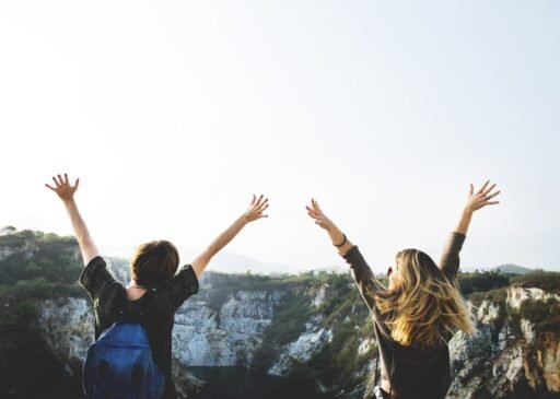 exploring Tips for Traveling Light as a Minimalist