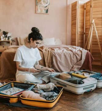 How to make A Minimalist Travel Packing